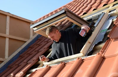 Pose de fenêtres de toit Velux à Lhéry